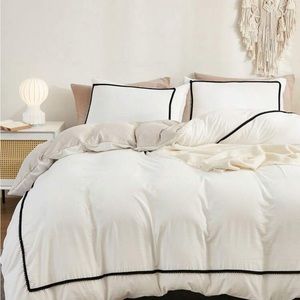 3pcs/set Color Blocking Polyester Blend Water-washed Bedding Set